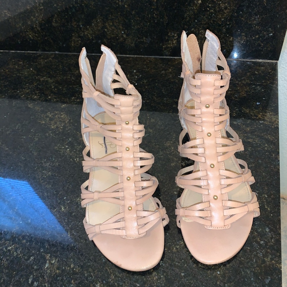 Ivanka Sandals 🌞 - Picture 4 of 8